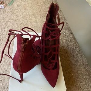 Burgundy strappy heel